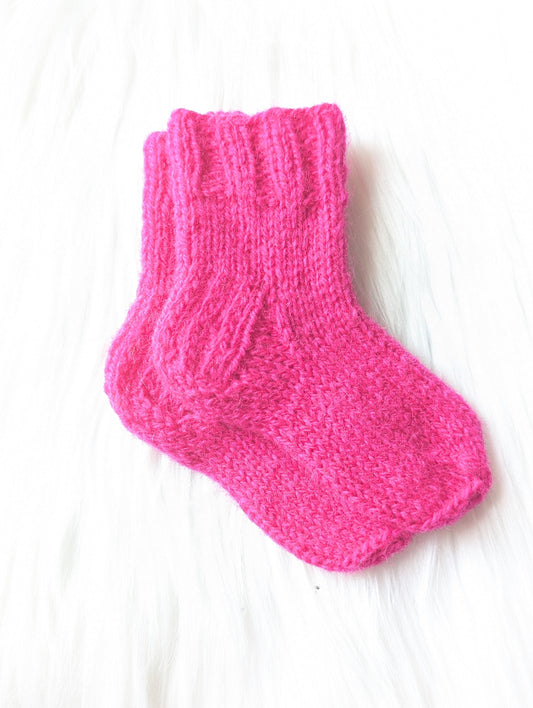 Wooly socks for newborn