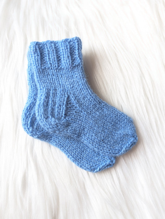 Wooly socks for newborn